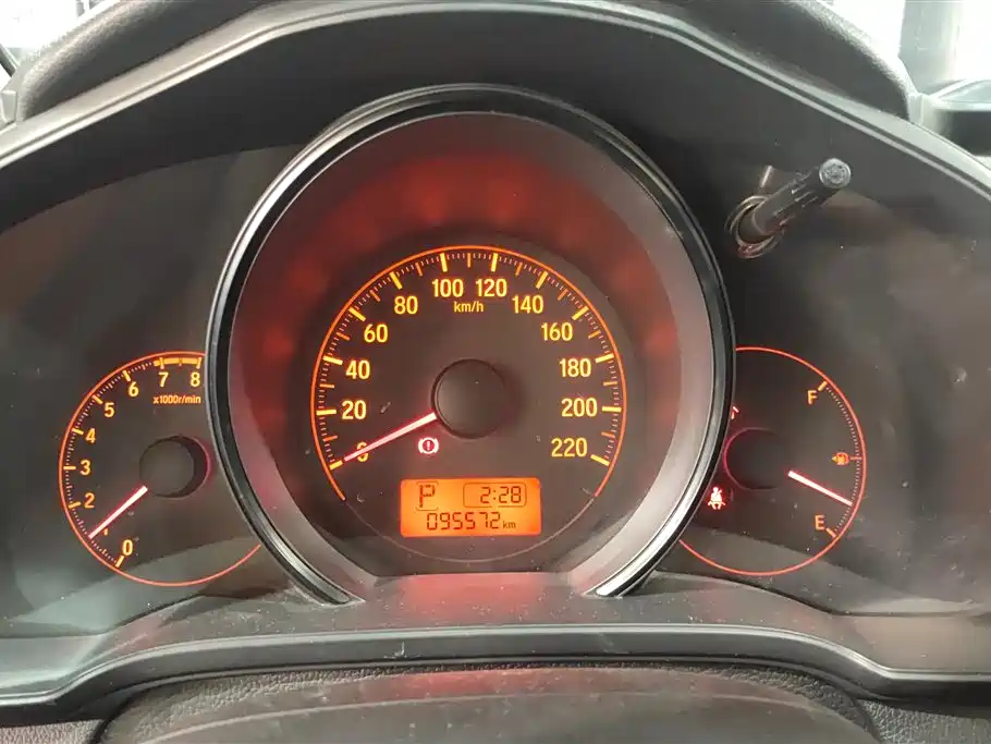 Honda Fit 2015 — фото 14