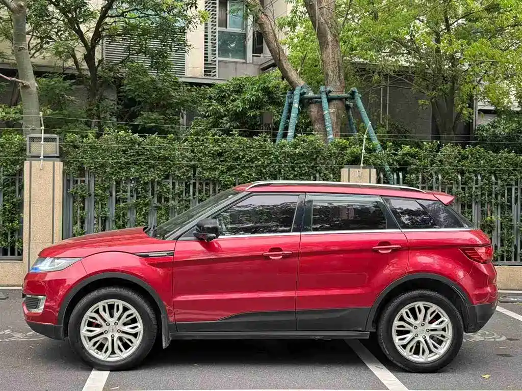 Landwind X7 2015 — фото 2