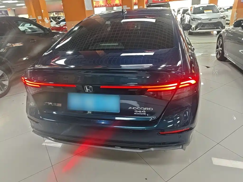 Honda Accord 2023
