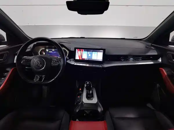 MG5 2022