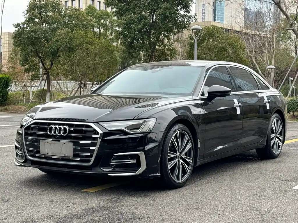 Audi A6L 2022