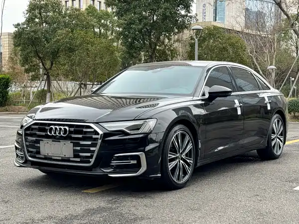 Audi A6L 2022