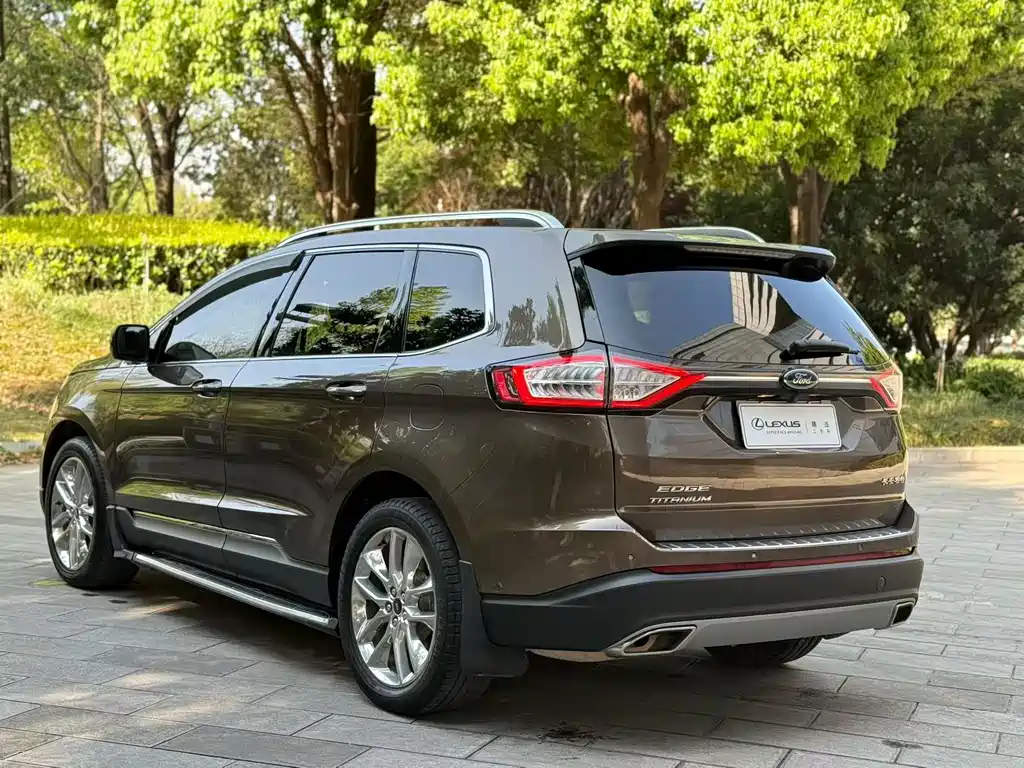 Ford Edge 2018 — фото 4