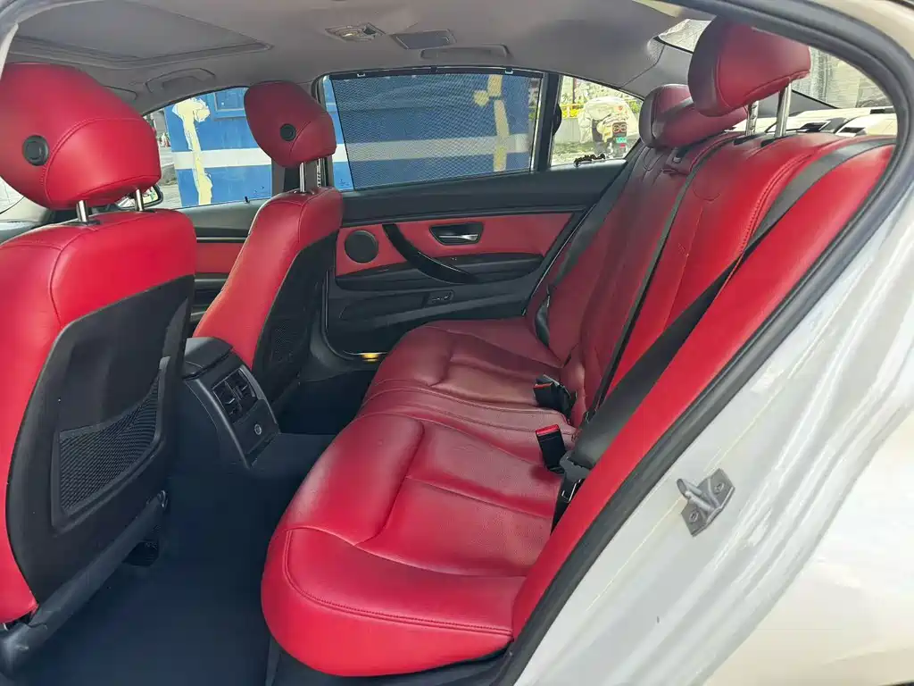 BMW 3 Series 2016