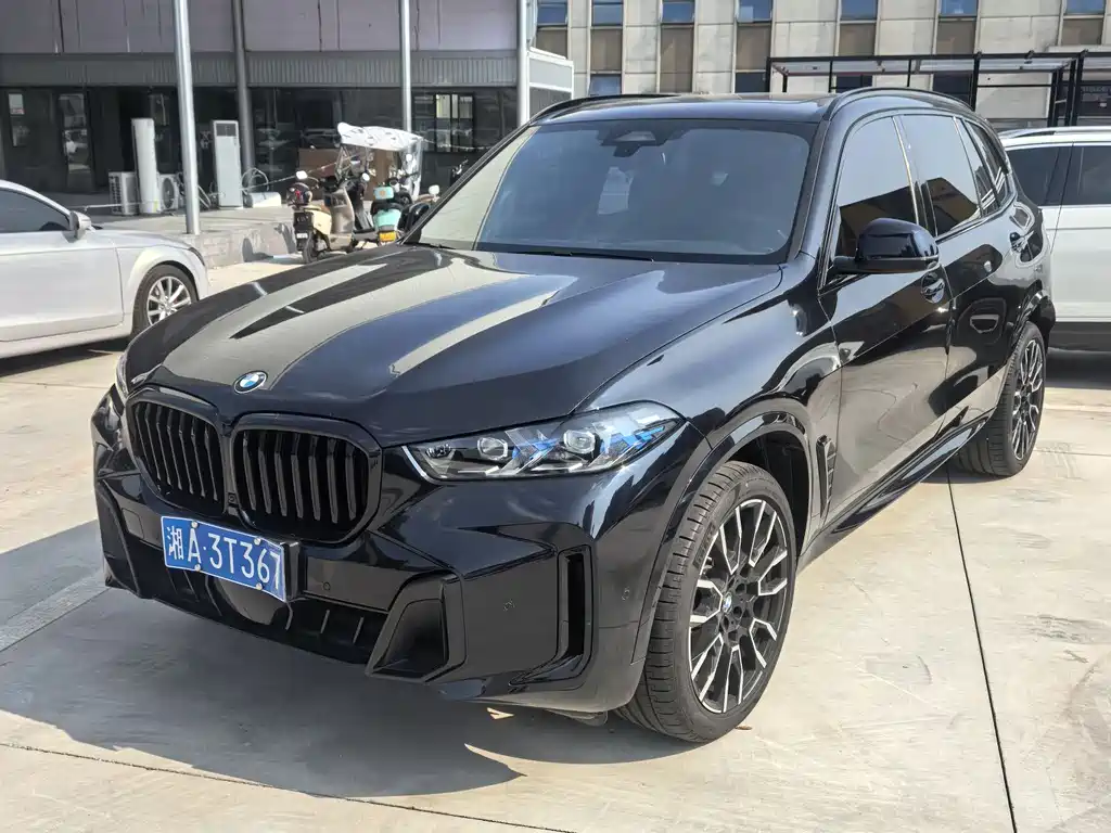 BMW X5 2025 — фото 2
