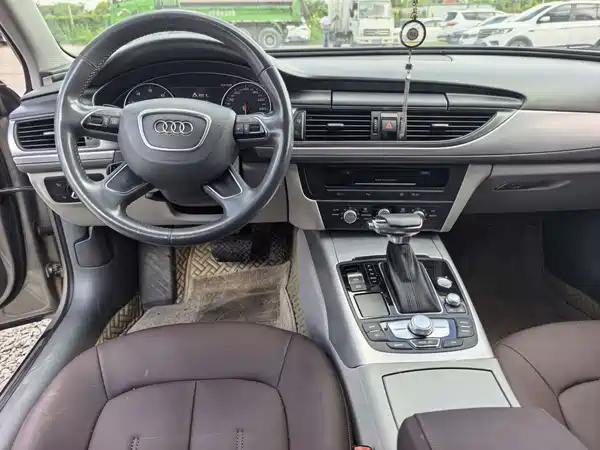 Audi A6L 2014
