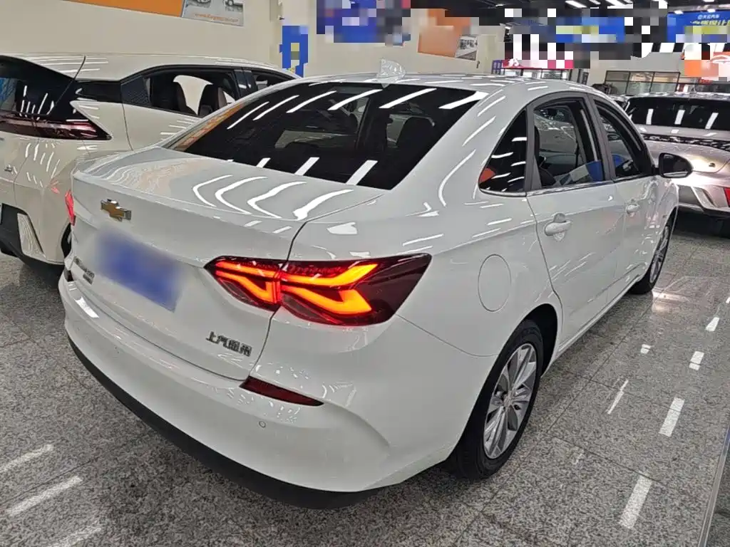 Chevrolet Cruze 2021