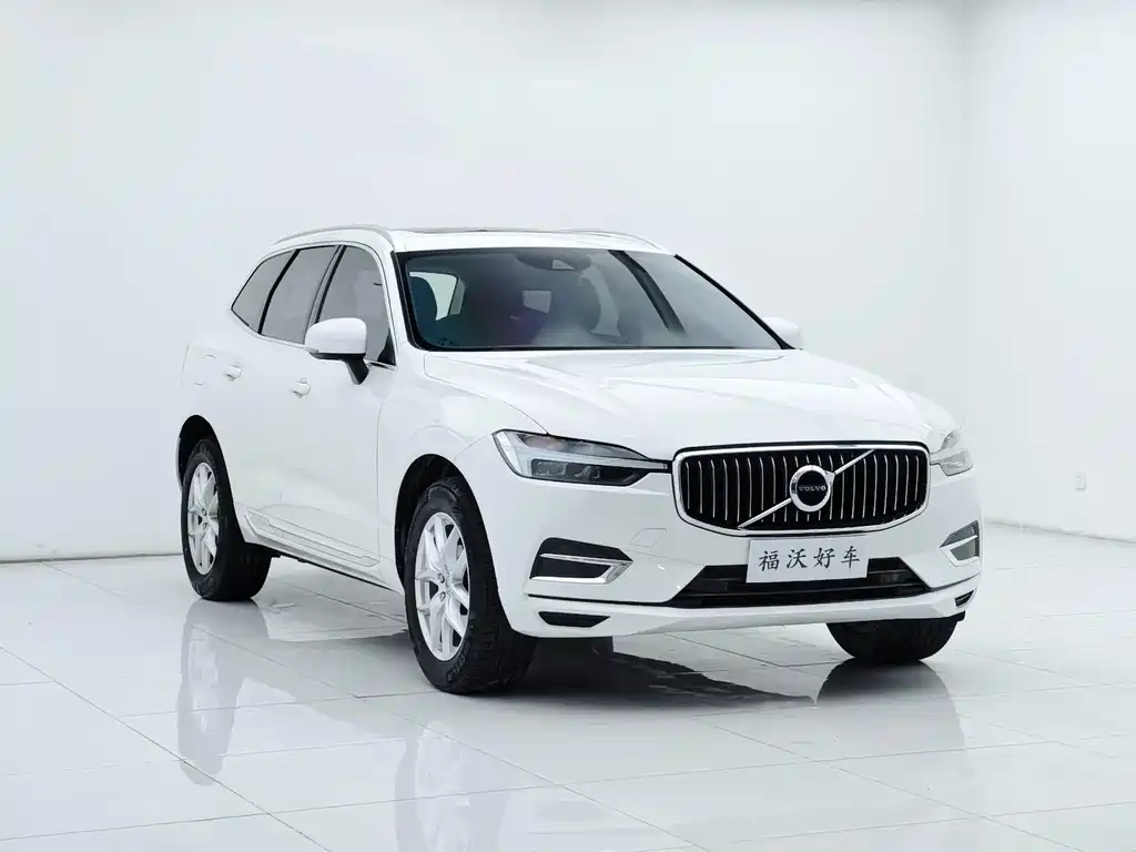 Volvo XC60 2021 — фото 3
