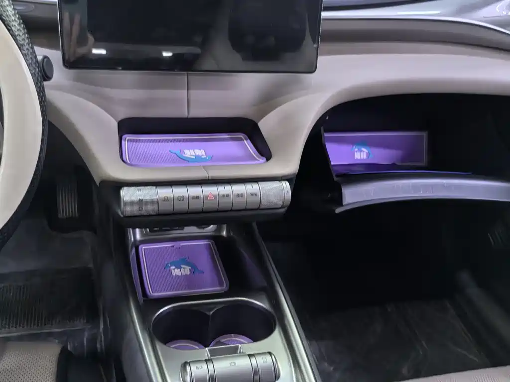 BYD Dolphin 2023 — фото 10