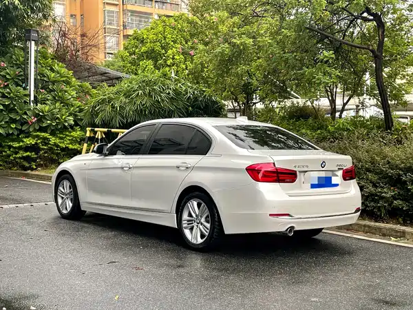BMW 3 Series 2017