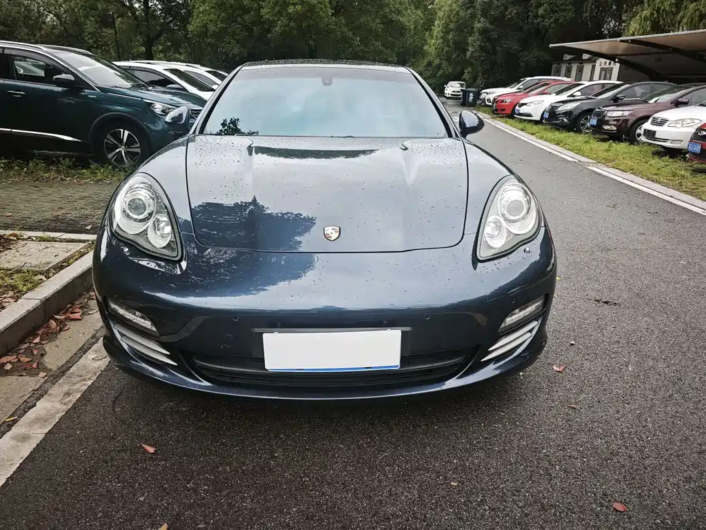 Porsche Panamera 2011