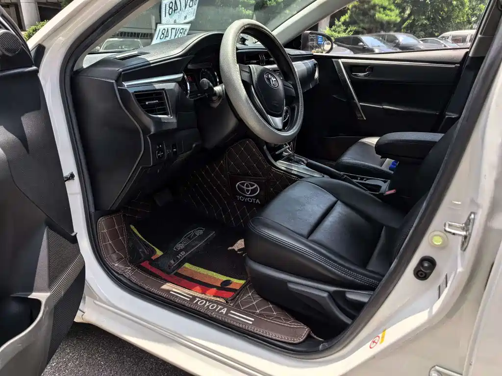 Toyota Corolla 2015