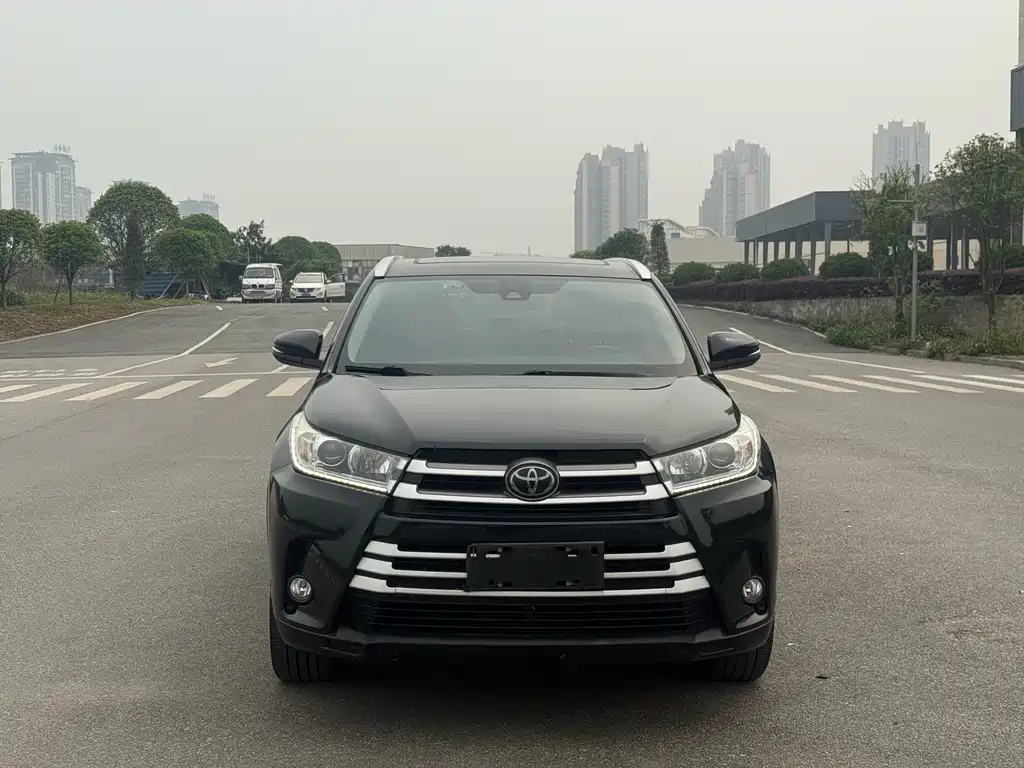 Toyota Highlander 2019 — фото 2
