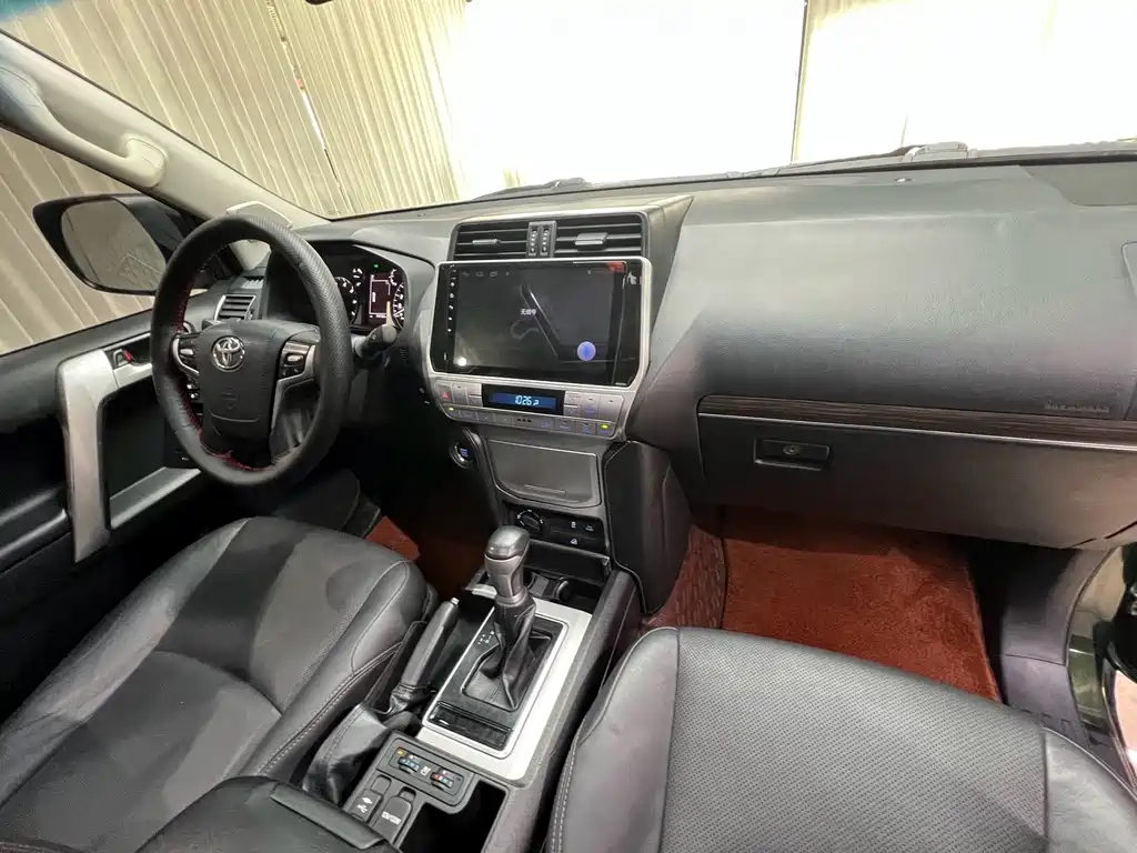 Toyota Prado 2019 — фото 21