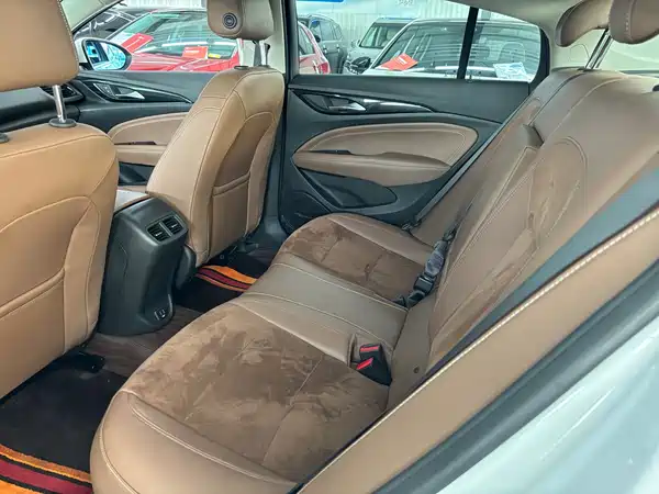Buick Regal 2019