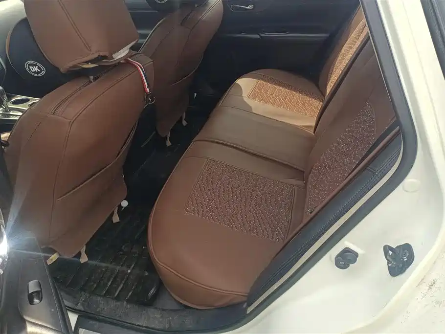 Nissan Teana 2014 — фото 11
