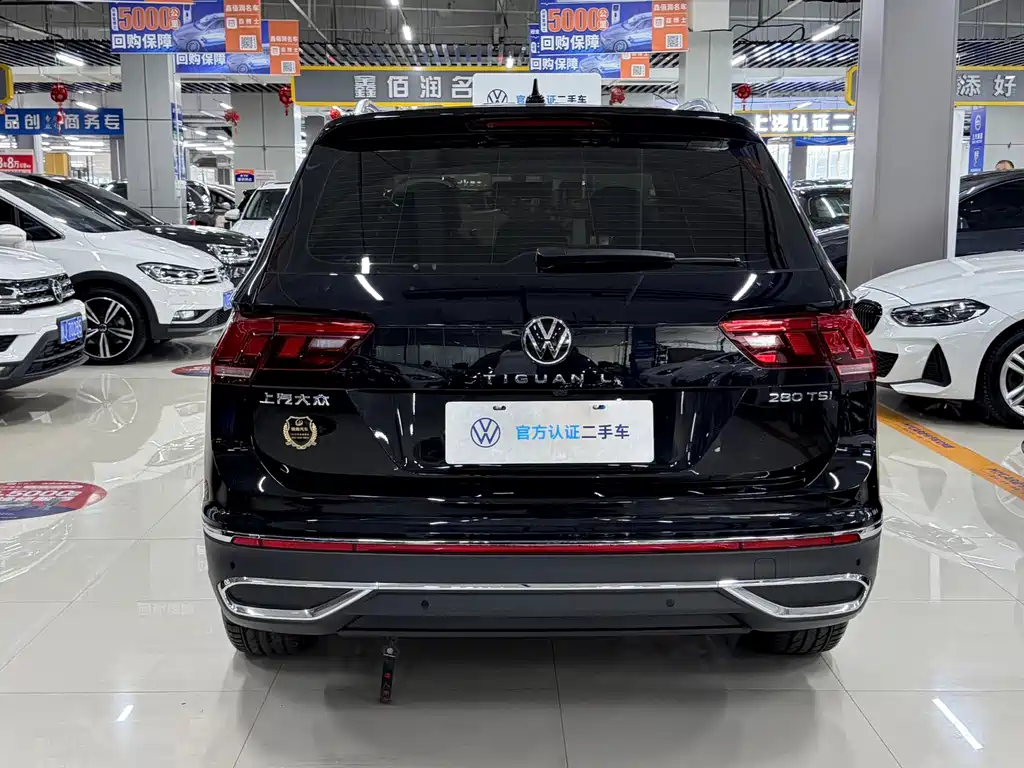 Volkswagen Tiguan L 2023 — фото 5