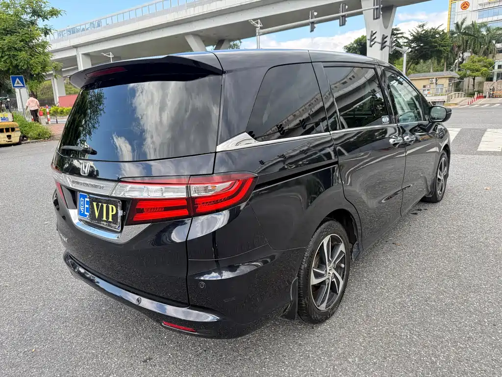 Honda Odyssey 2015