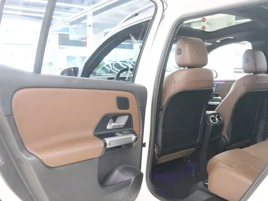 Mercedes-Benz GLB 2020 — фото 15