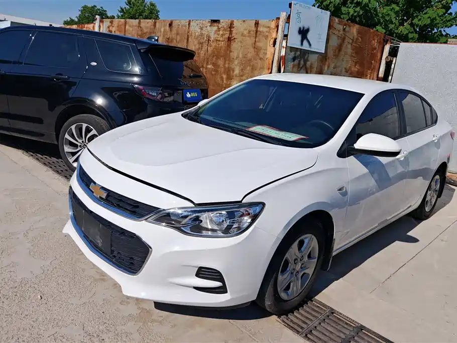 Chevrolet Cavalier 2017 — фото 1