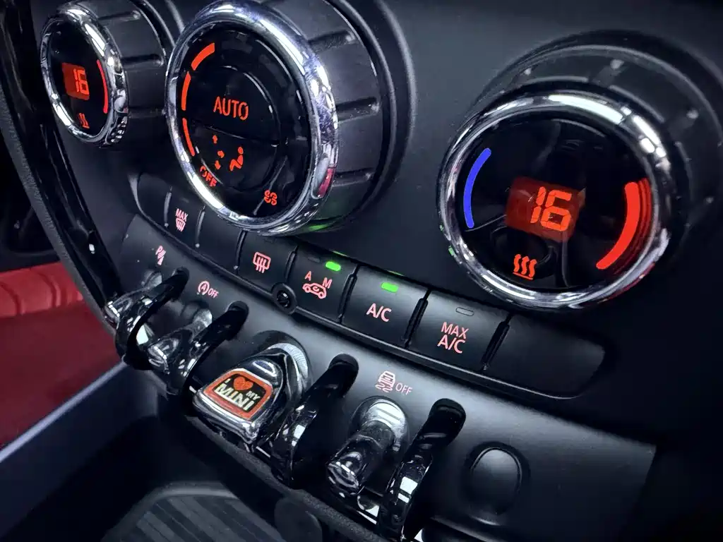 MINI Clubman 2021 — фото 20
