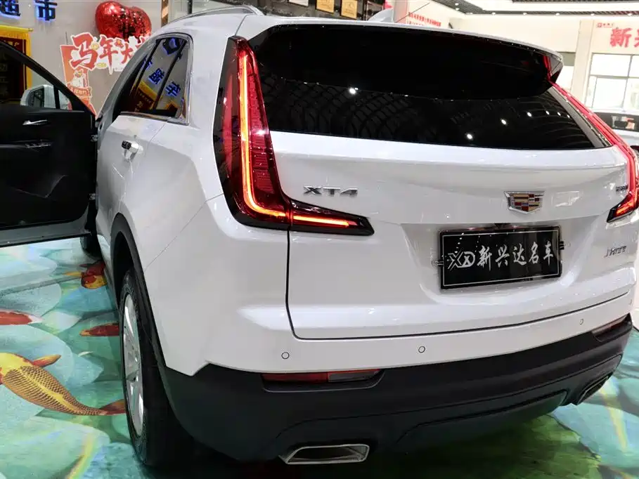Cadillac XT4 2022 — фото 24