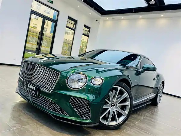 Bentley Continental 2021