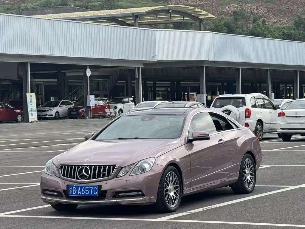 Mercedes-Benz E-Class 2011