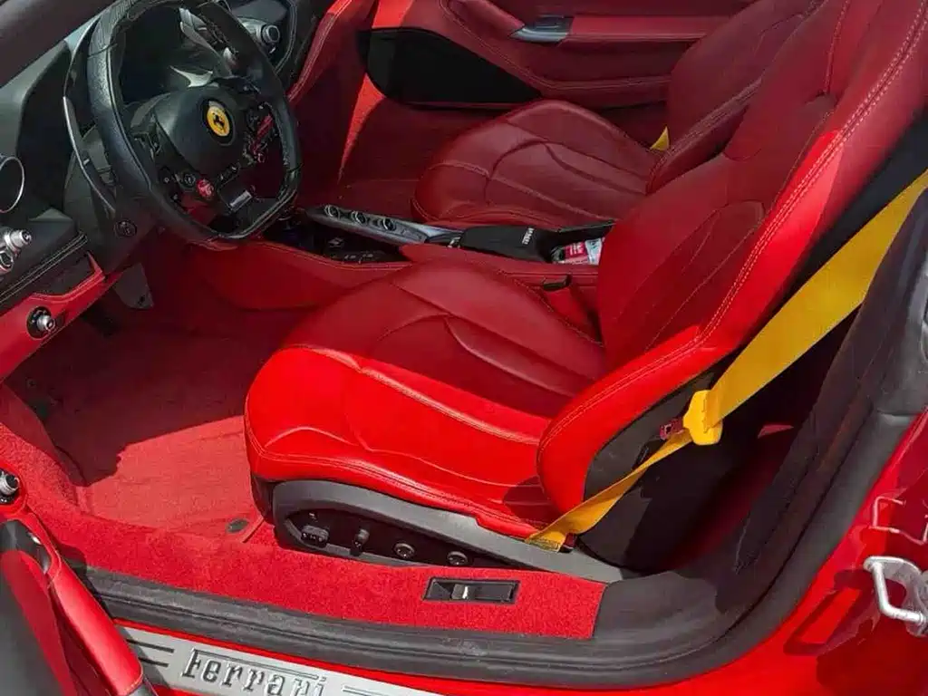 Ferrari F8 2022 — фото 3