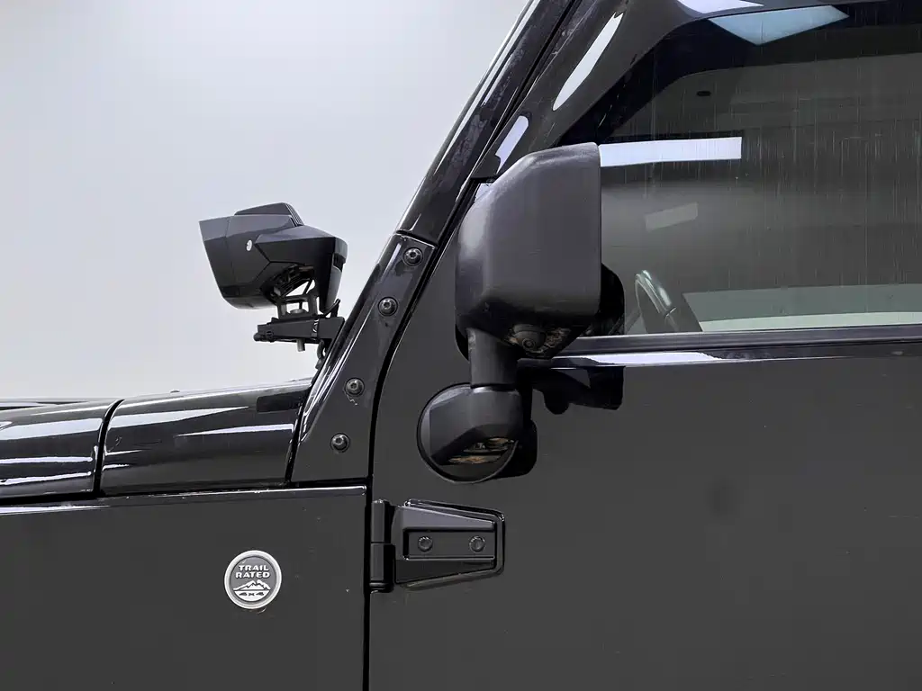 Jeep Wrangler 2019 — фото 10