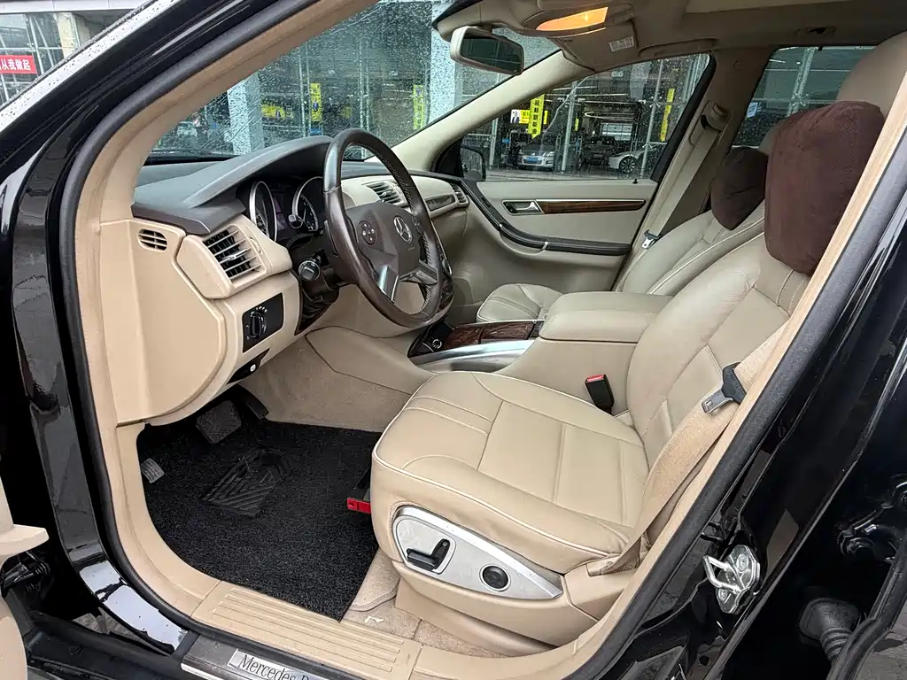 Mercedes-Benz R-Class 2014