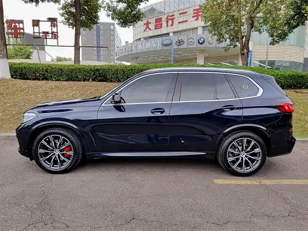 BMW X5 2022