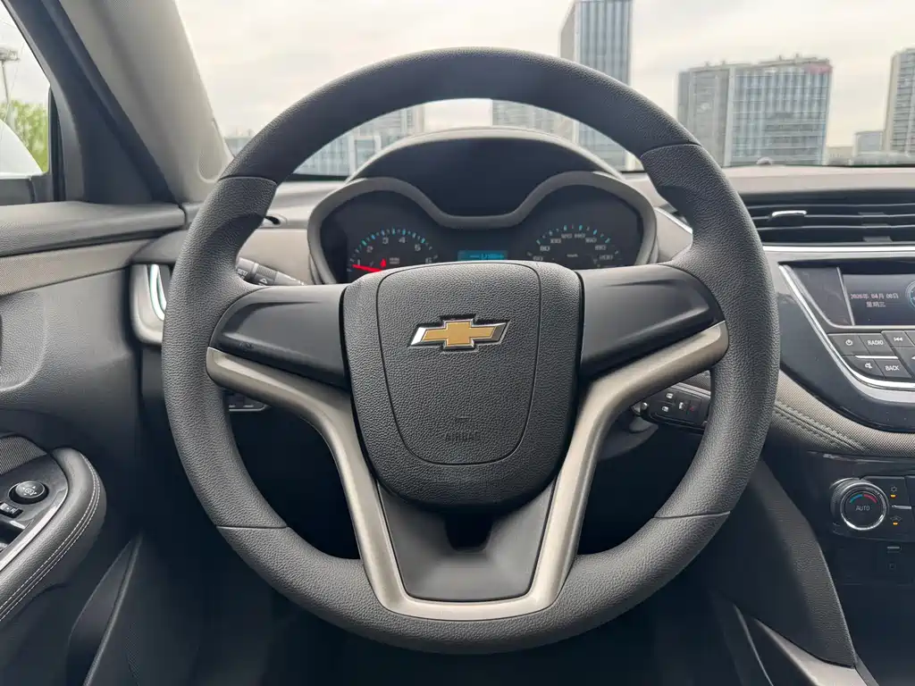 Chevrolet Malibu 2017 — фото 16
