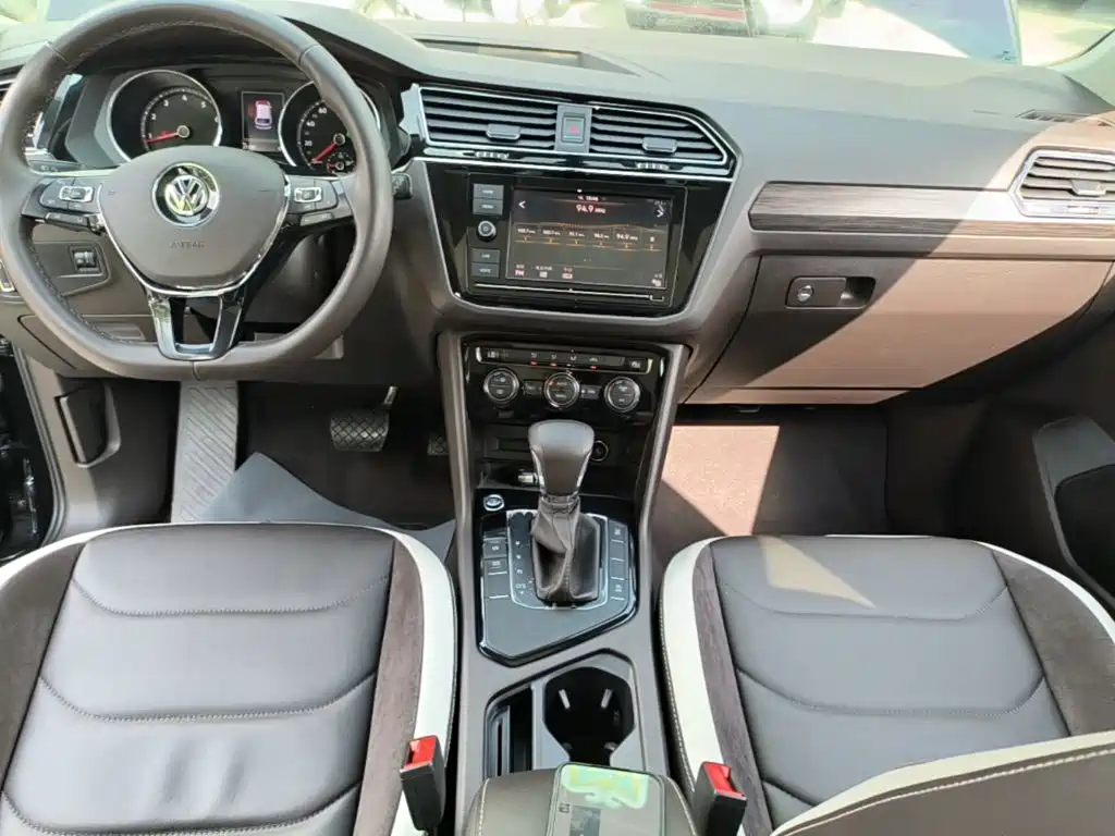 Volkswagen Tiguan L 2019 — фото 14