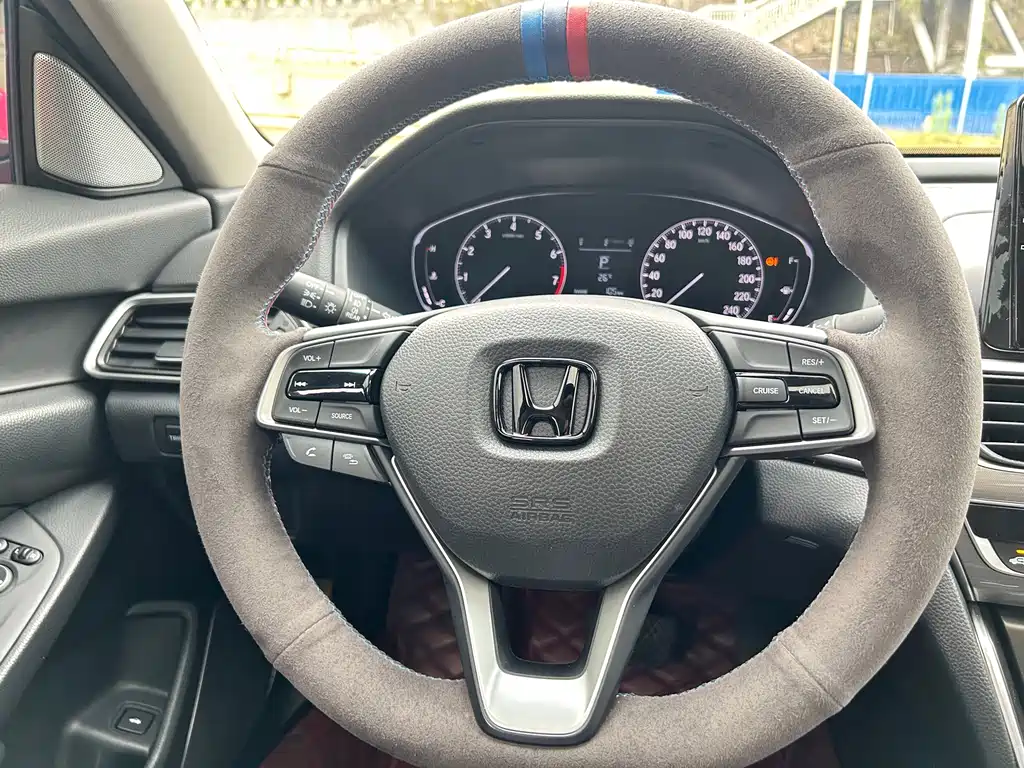 Honda Accord 2021 — фото 14