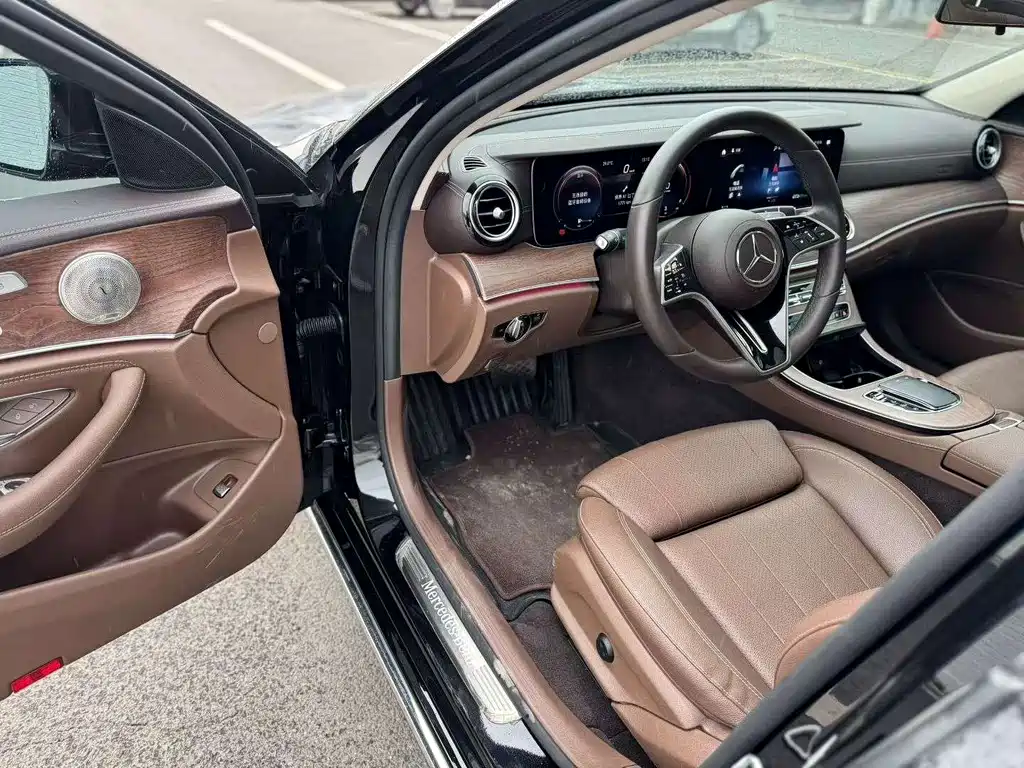 Mercedes-Benz E-Class 2023