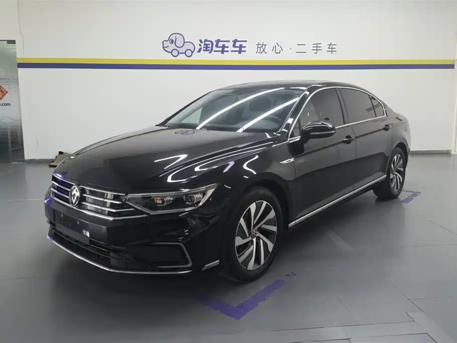 Volkswagen Magotan GTE PHEV 2023 — фото 1