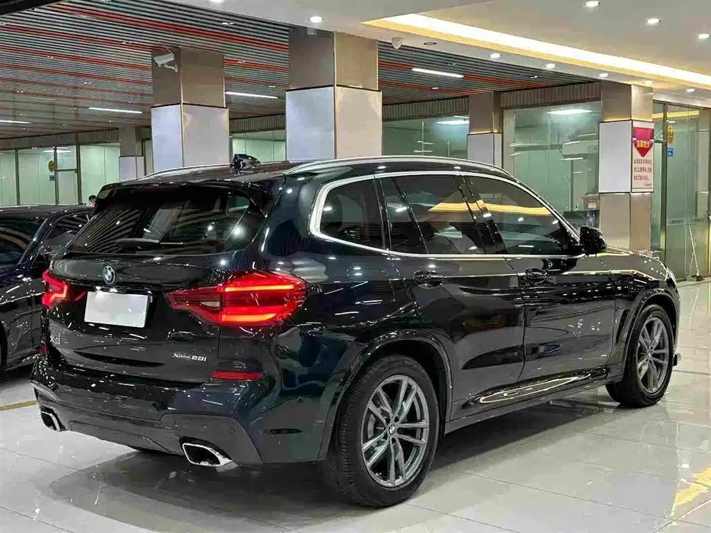 BMW X3 2021 — фото 9