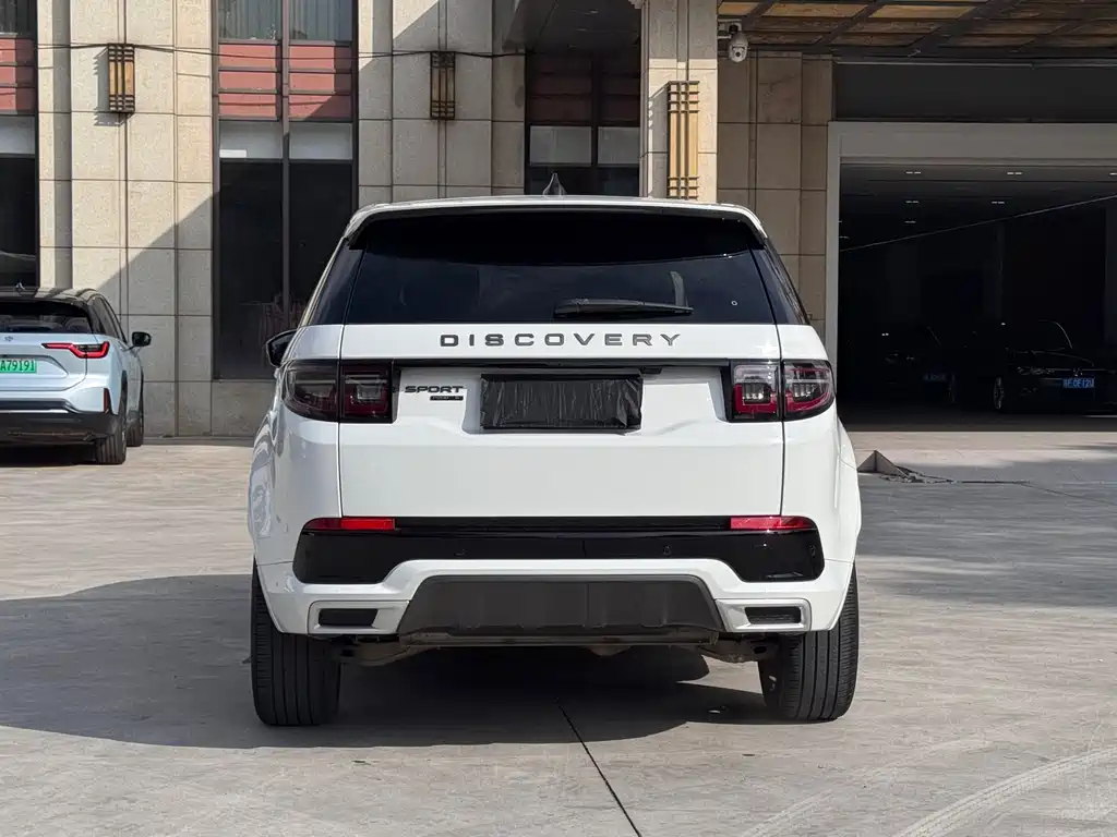 Land Rover Discovery Sport 2021 — фото 9