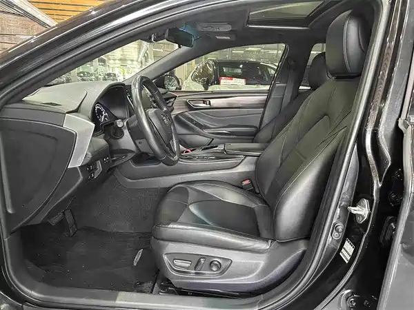 Toyota Avalon 2019