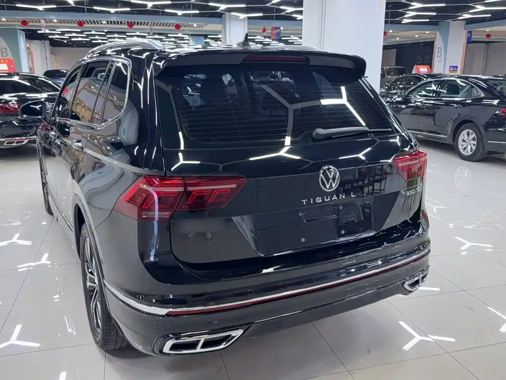 Volkswagen Tiguan L 2021 — фото 10