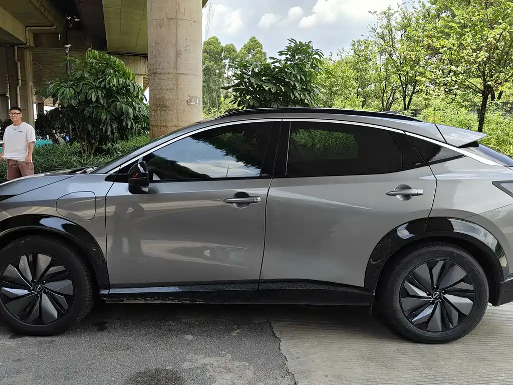 Nissan ARIYA 2022