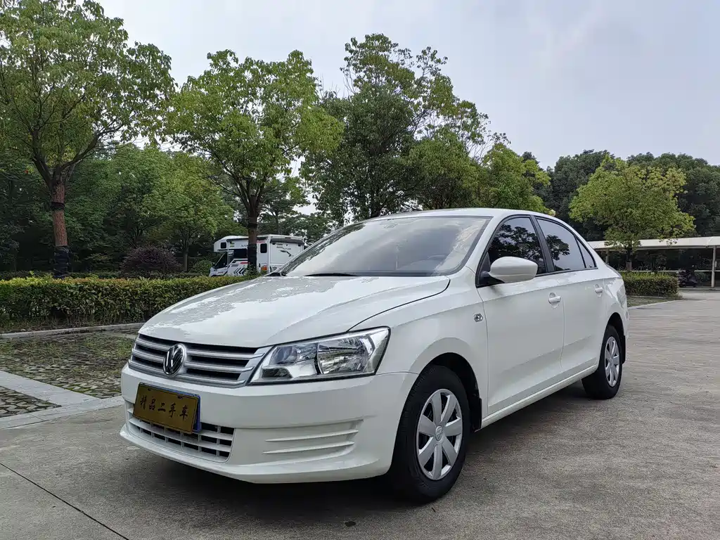 Volkswagen Santana 2014