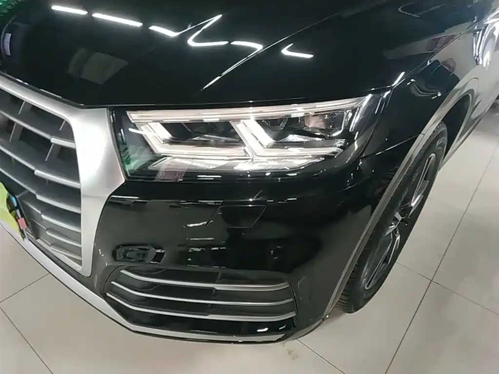 Audi Q5L 2021 — фото 24