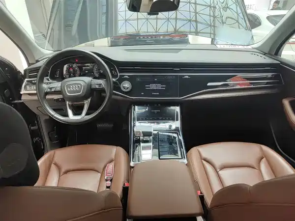 Audi Q7 2023