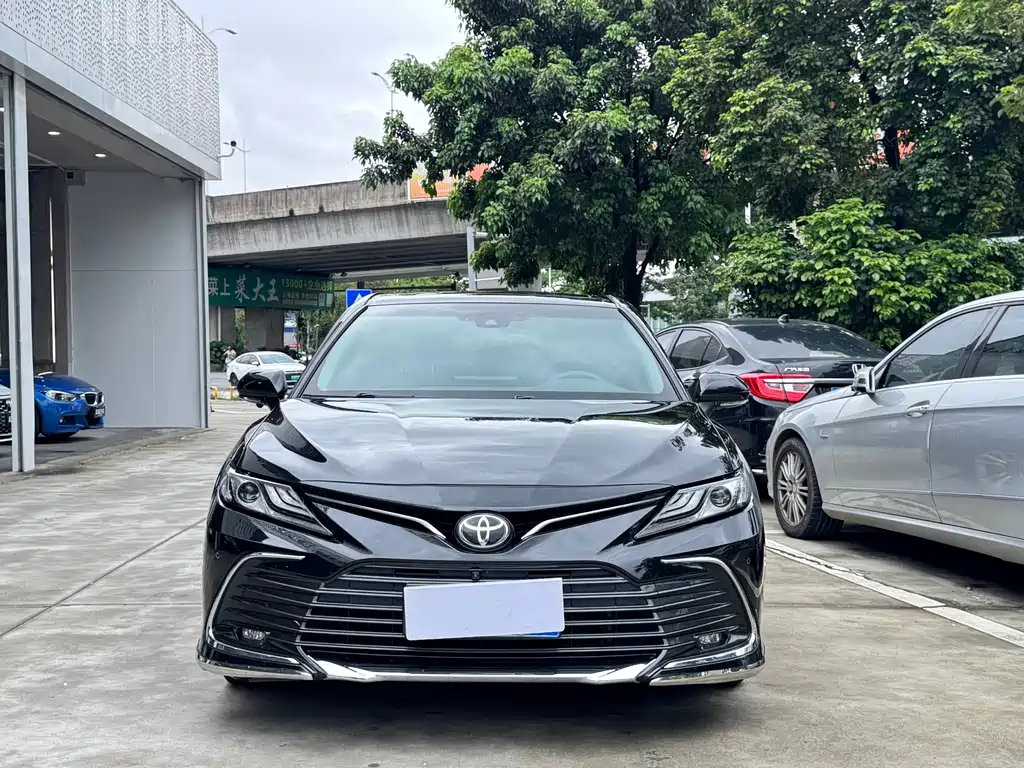 Toyota Camry 2023