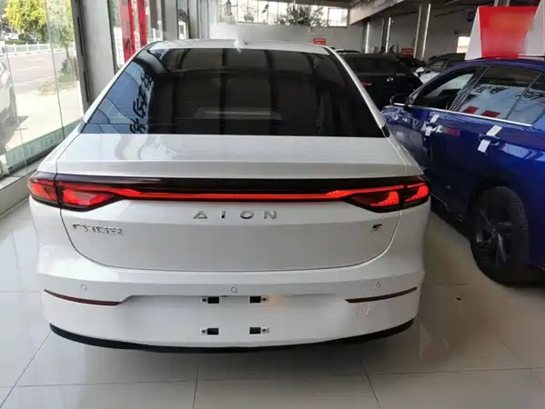 Aion S 2024
