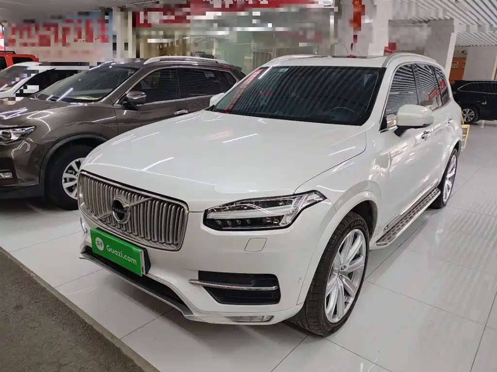 Volvo XC90 2018 — фото 2