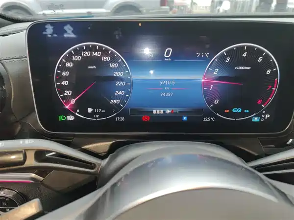 Mercedes-Benz C-Class 2022