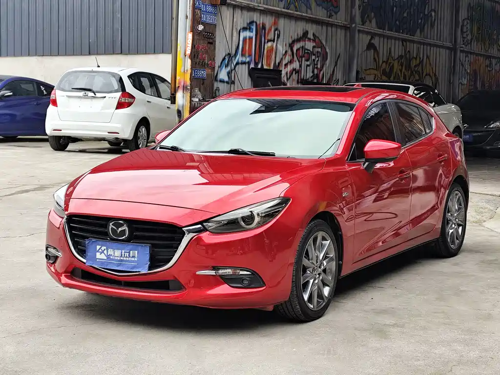 Mazda 3 Axela 2018 — фото 1